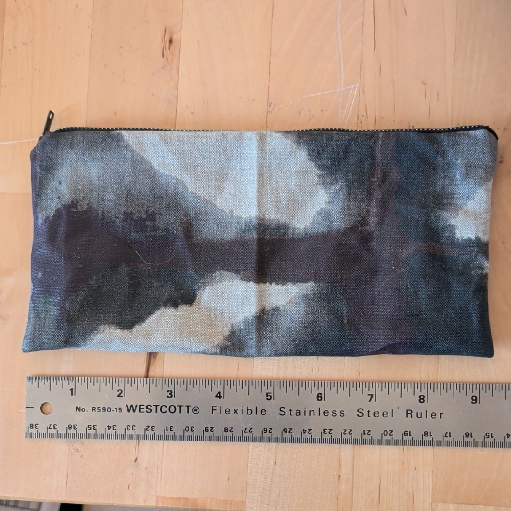 Rugged Black Gray Camo Toiletry Bag Zipper Pouch OOAK - Picture 3 of 6